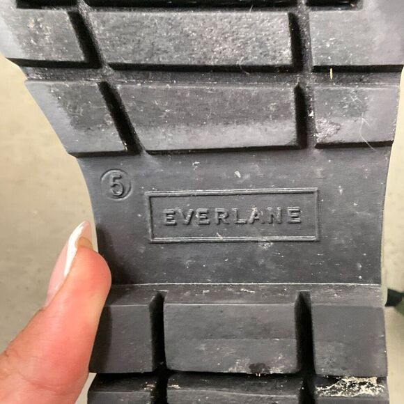 Everlane Chelsea Rain Boots - Picture 8 of 10